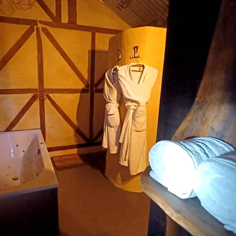 La Cabane Du Coing Vise Ngoại thất bức ảnh